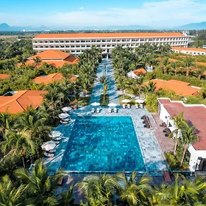 Отель Grandvrio Ocean Danang, Хойан